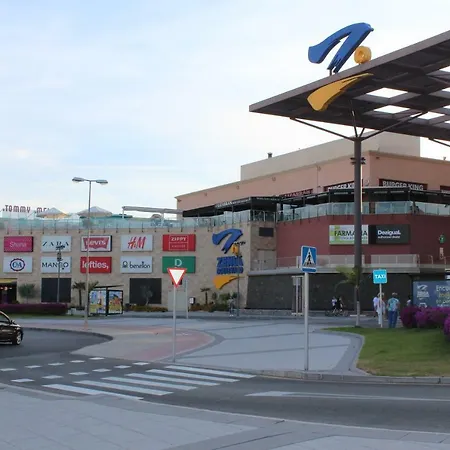 Oasis Beach 5 Apartment