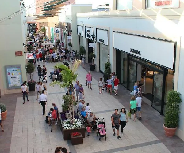 Apartamento Oasis Beach 5 *